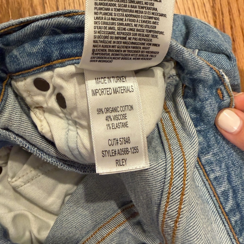Agolde Riley Light Blue Denim Jeans - Picture 4 of 4